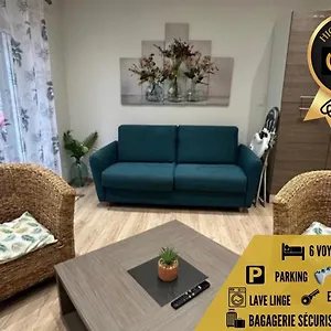 Superbe T3 Avec Parking Et Terrasse En Plein Centre-ville Apartment