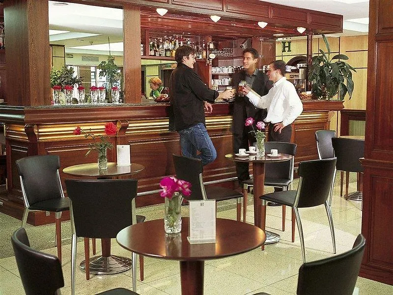 罗西酒店 卢德 4*,  法国
