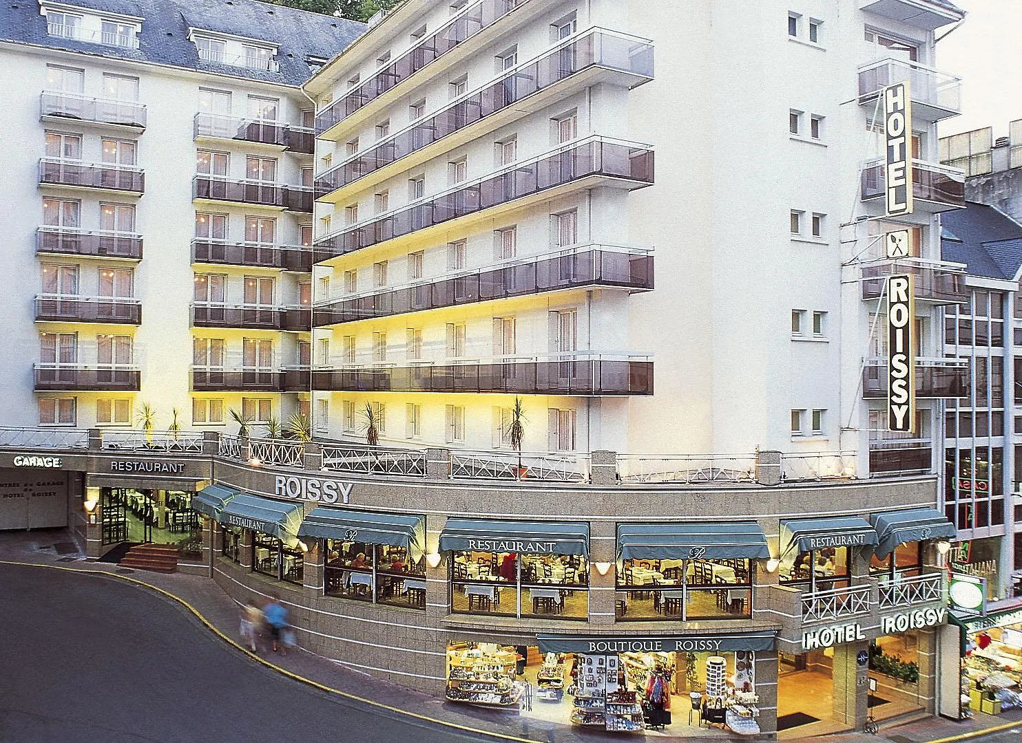 ****  Hotel Roissy Lourdes Frankrig