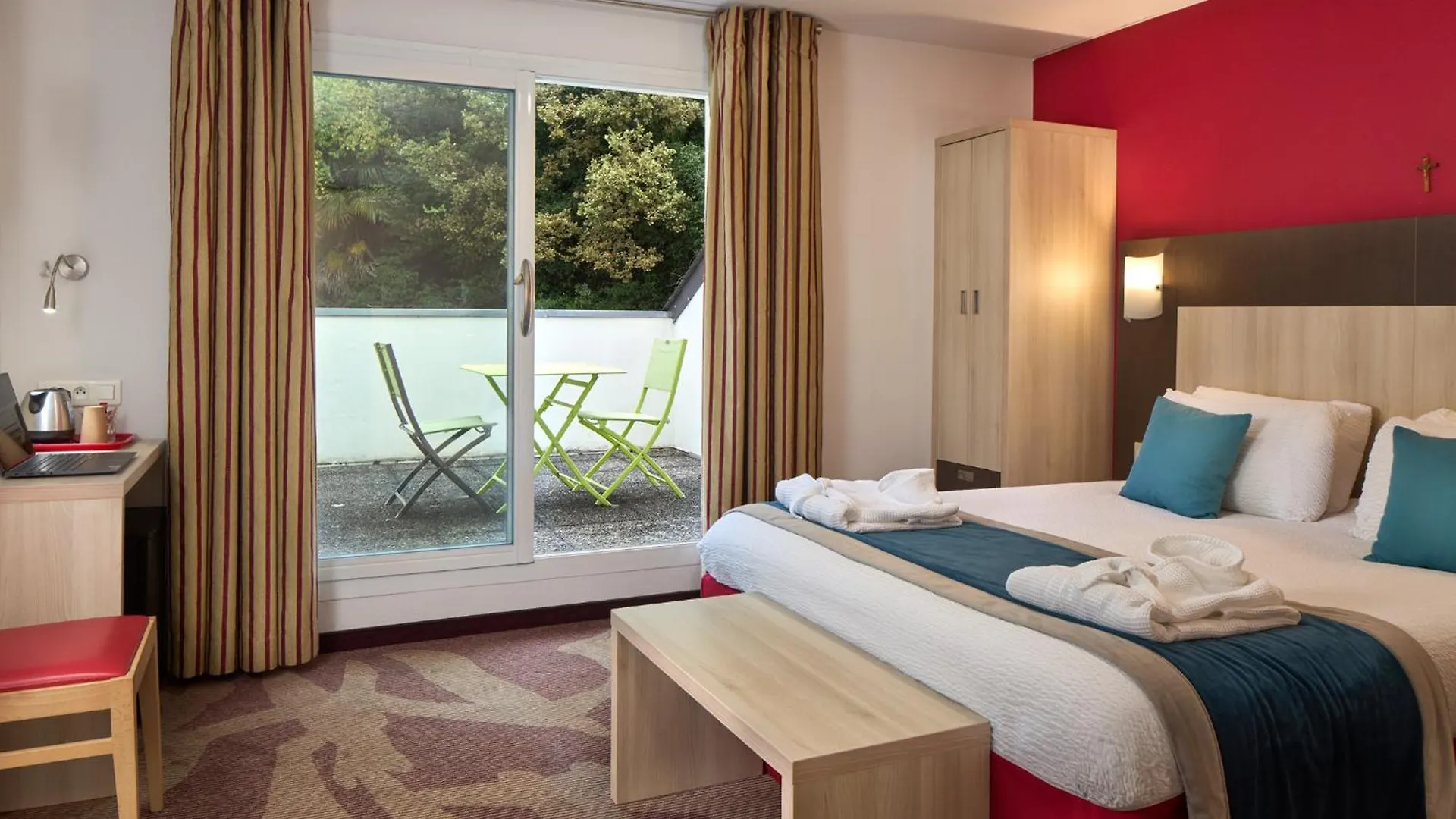 Hotel Roissy Lourdes